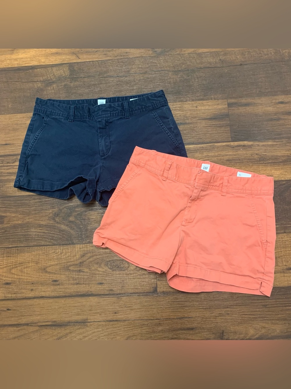 GAP Women’s Shorts Size 4 2-Pack Pink Navy City Chino Hiking Walking